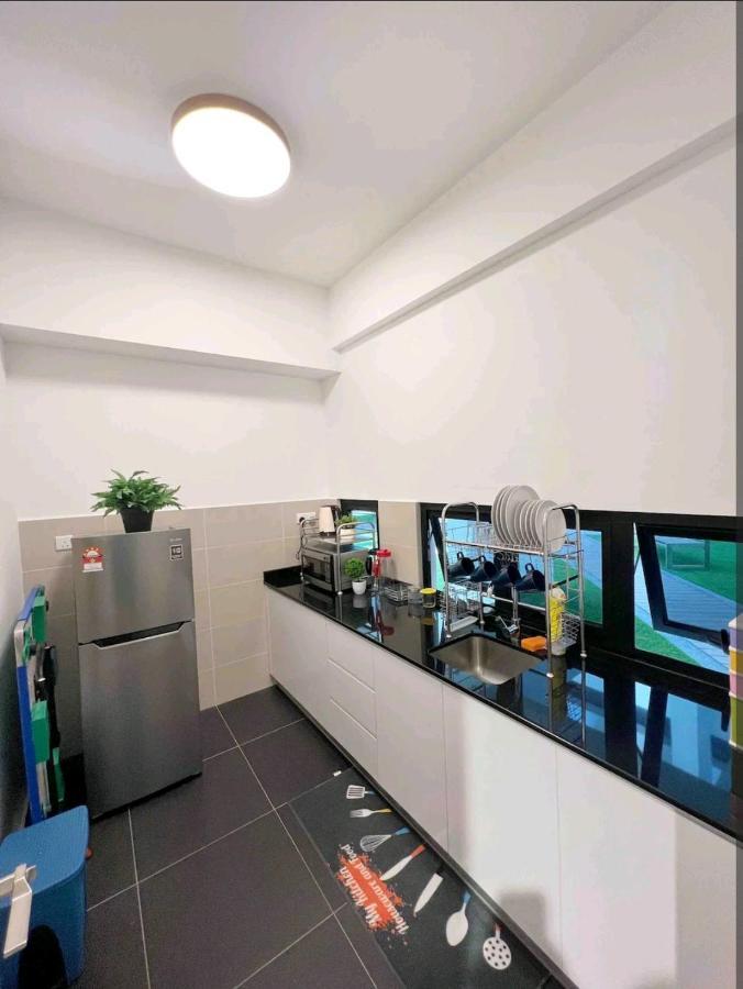 Duplex Town House At Ecobotanic Near Legoland With Netflix And Ktv System Apartment Нусаджая Екстериор снимка